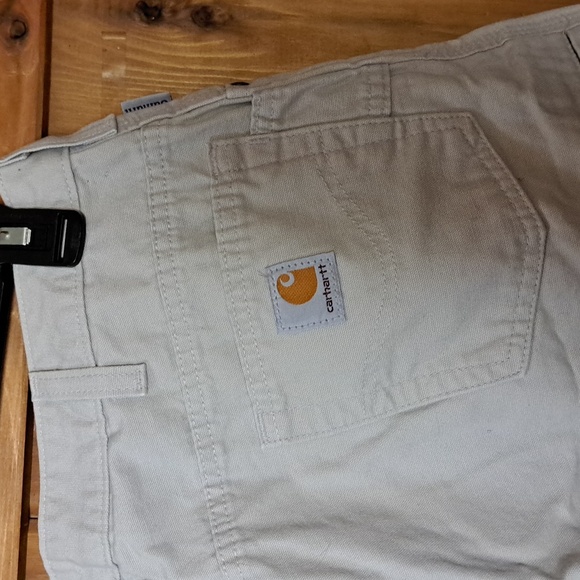 Carhart women's 12 short - Picture 7 of 8